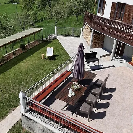 Дом отдыха House Dori